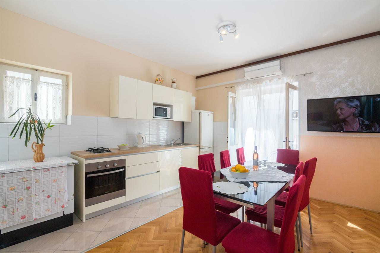 Apartments Zeljko Makarska Eksteriør billede