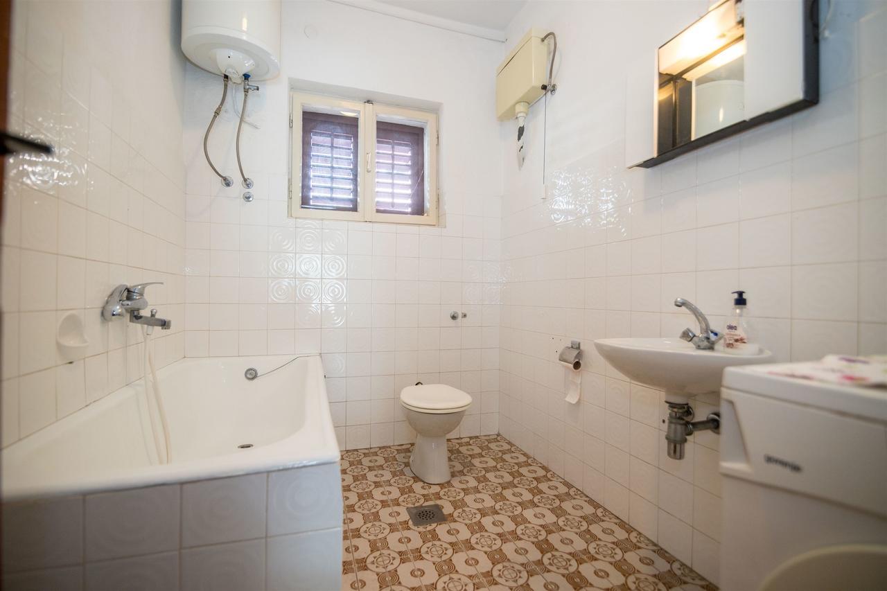 Apartments Zeljko Makarska Eksteriør billede